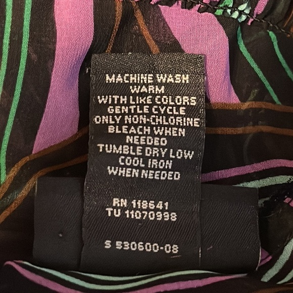 Lane Bryant Womens Popover‎ Shirt Top Plus Size 26/28 Deep V Semi Sheer Smocked - Picture 11 of 11